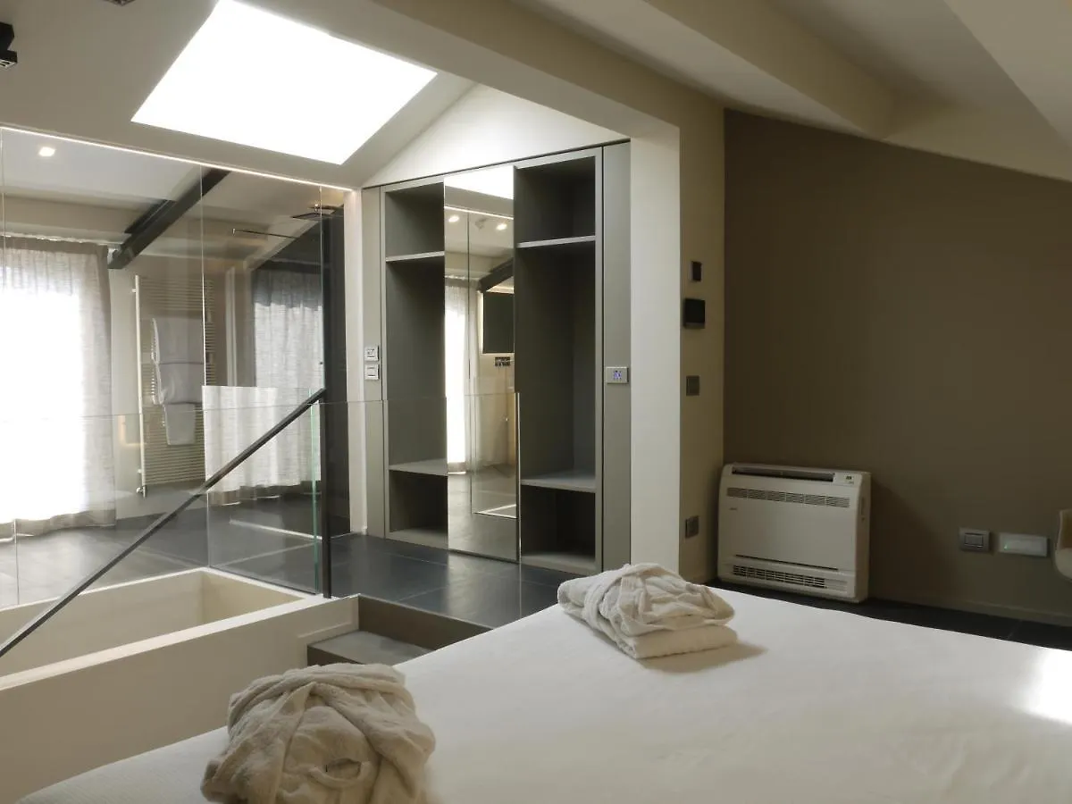 RB del Teatro&Apartaments Imola Bed and breakfast